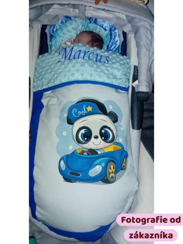 Minky deka panda v aute s vyšitým menom