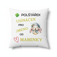 Polštář Usínaček od maminky - motiv zajíček - se JMÉNEM