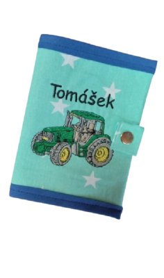 Obal na očkovací průkaz traktor
