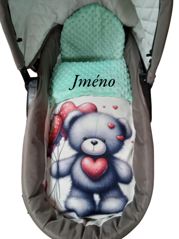Minky deka s vyšitým jménem Méďa s balonkem