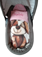 Minky deka s vyšitým menom pes