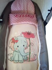 Minky deka s výšivkou jména – motiv slonice