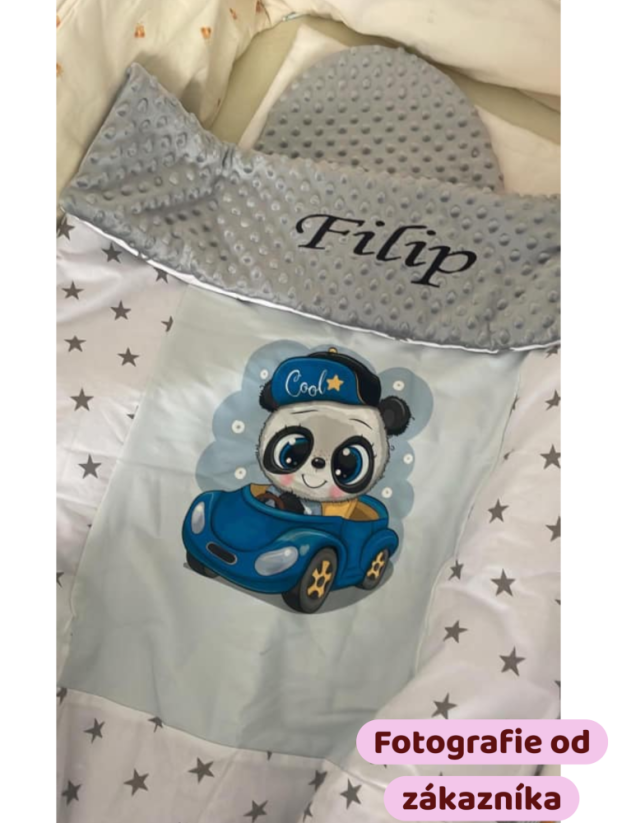 Minky deka panda v aute s vyšitým menom
