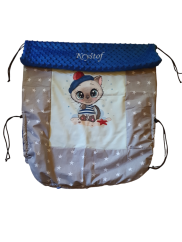 Nepadací deka kočka námořník s vyšitým jménem