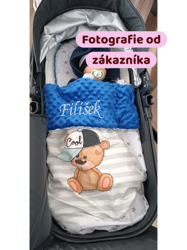 Minky deka s výšivkou jména – motiv medvídek COOL