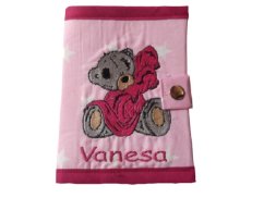 Obal na očkovací průkaz medvídek ve svetru