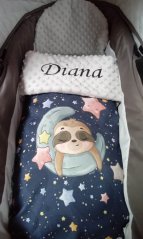 Minky deka lenochod s vyšitým jménem